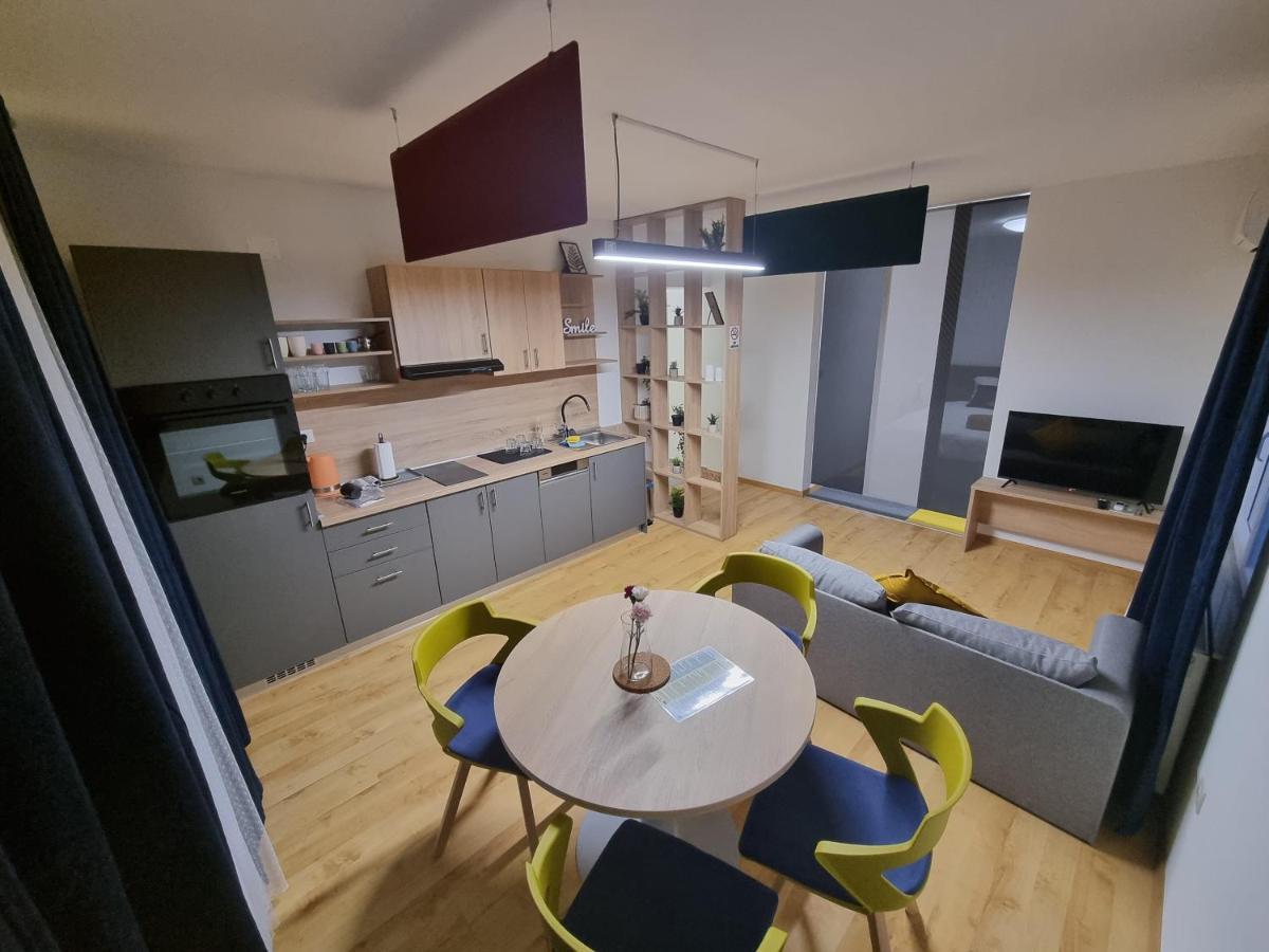 Kfn Concept One Appartement Zagreb Buitenkant foto