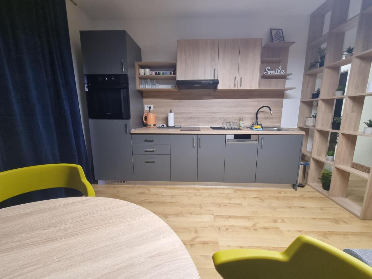 Kfn Concept One Appartement Zagreb Buitenkant foto